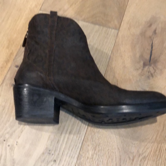Piranha Italian Leather Western Styled ankle boots - Picture 5 of 12